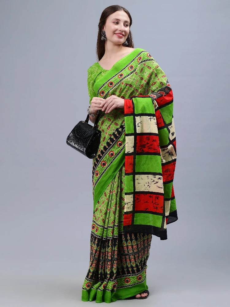 Green Printed Malmal Cotton Saree-4.webp